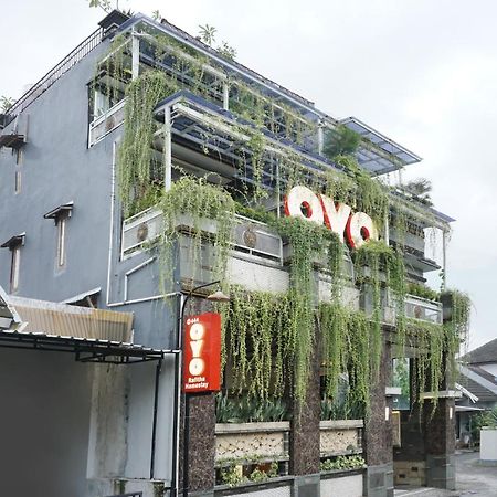 Super Oyo 444 Rafitha Homestay Baturetno Екстер'єр фото